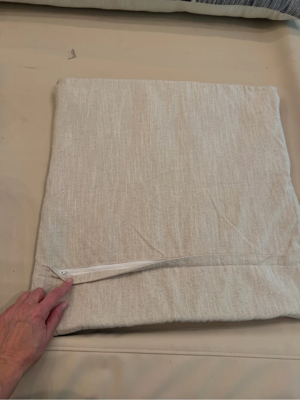 Crate & Barrel Desert Green Corby Geo Kilim Pillow cover - Beige/Tan 23 inches